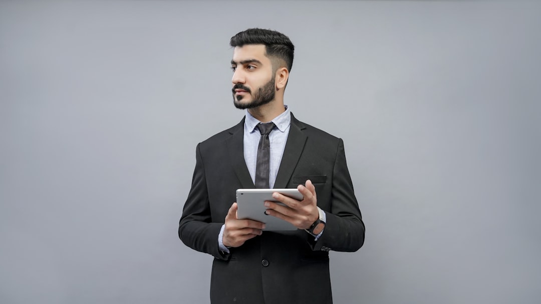 「ブラック企業から3ヶ月で転職成功！キャリアチェンジを実現した5つの転職活動術」